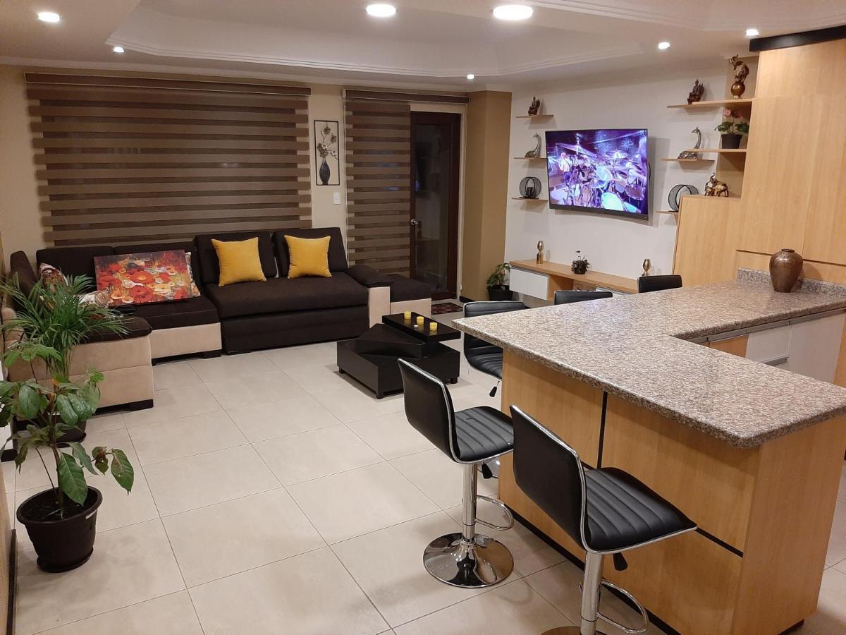Condominio La Victoria, Departamento En Cuenca 1 エクステリア 写真